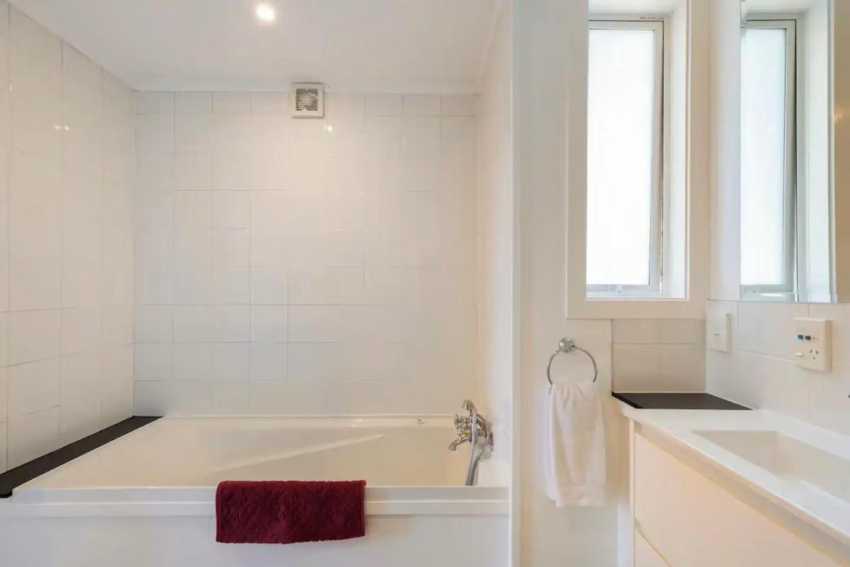 Oceanfront Escape Appartement Wellington Buitenkant foto